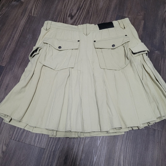 KiltMan Utility Kilt With Cargo Pockets Size 34 Khaki - Picture 2 of 9